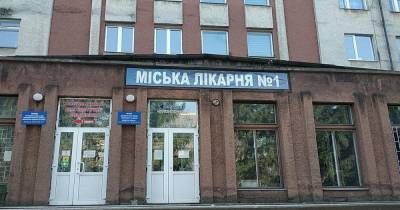 В больнице Черновцов произошел взрыв, появилась информация о первой жертве