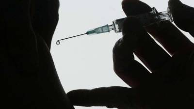 В Швейцарии скончались 16 человек после прививки от коронавируса