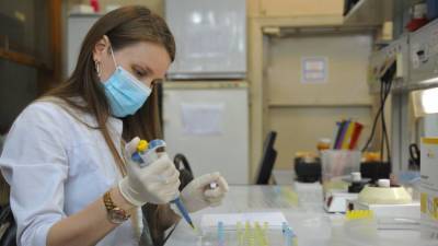 Эксперт Роспотребнадзора рассказал о характере мутаций коронавируса в РФ