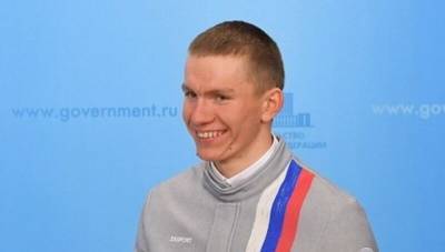 Большунов впервые завоевал золотую медаль чемпионата мира по лыжным гонкам