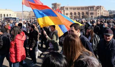 Армянская оппозиция обвинила правительство в попытках провокаций на митинге