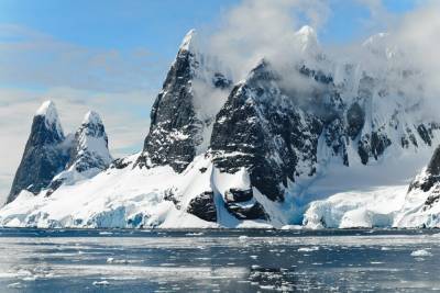 От Антарктиды откололся айсберг размером с Санкт-Петербург