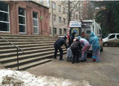 В Черновцах – пожар в больнице, погиб один человек