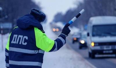 Автоинспекторы контролируют скорость на трассах Тюменской области