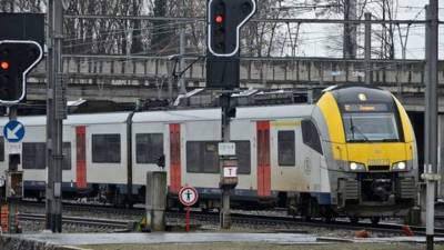 Поезд сбил человека, нарушив сообщение между Брюсселем и Лиллем