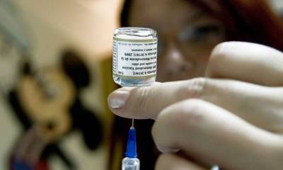 В России увольняют за отказ от вакцинации - Роспотребнадзор внёс ясность