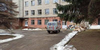 Власти Черновцов опровергли версию о взрыве кислородного баллона, что могло стать причиной пожара в местной больнице