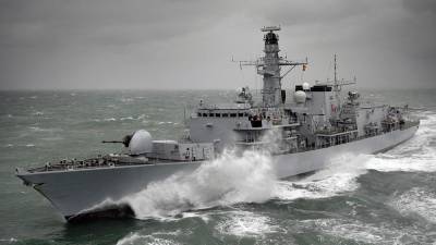 «Погоня» британского корабля за подлодкой ВМФ РФ вызвала смех в Сети