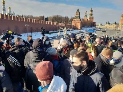 Юлия Навальная пришла на акцию в годовщину гибели Немцова