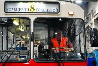 Ретро-троллейбус готовится к выходу в первый рейс во Владимире