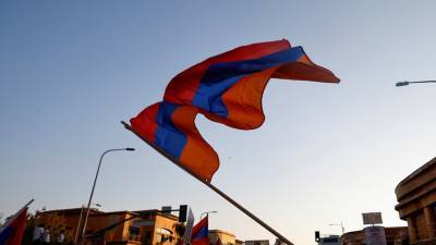 В Минобороны Армении призвали не втягивать ВС в политику
