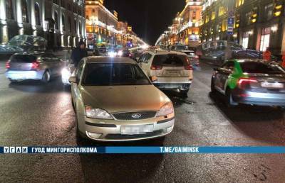 Авария в центре Минска: «Пежо» проехал на красный свет