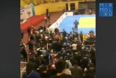 Массовая драка произошла в Каспийске во время чемпионата СКФО по дзюдо