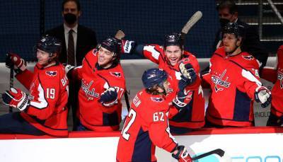НХЛ: победы Вашингтона и Калгари, Эдмонтон сыграет с Торонто