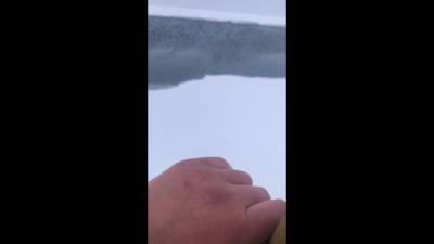 В районе Охотского треснул лед