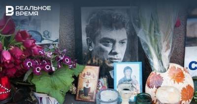На акции памяти политика Бориса Немцова в Казани задержали двух человек