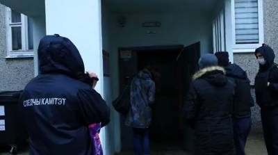 В Минске грабитель с ножом напал на женщину в подъезде