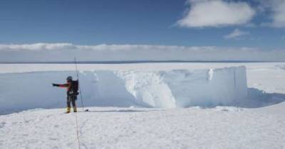 От Антарктиды откололся айсберг, площадью большей Киева (ФОТО)