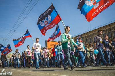 Украинские грантоеды сокрушаются: Борьба за молодёжь ЛДНР...