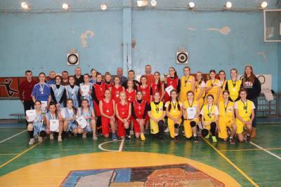 В Донецке подвели итоги первенства города по баскетболу среди девушек