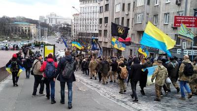 В Киеве националисты атаковали киевский офис генпрокурора Украины