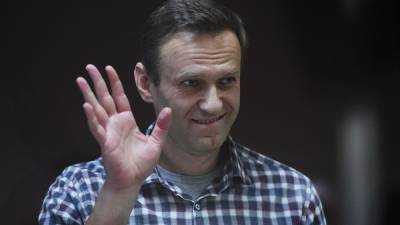 Российского оппозиционера Навального доставили в колонию