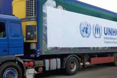 В ОРДЛО отказались впускать грузовики с гуманитарной помощью
