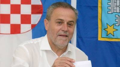 Известный как "друг России" мэр Загреба Бандич скончался в Хорватии