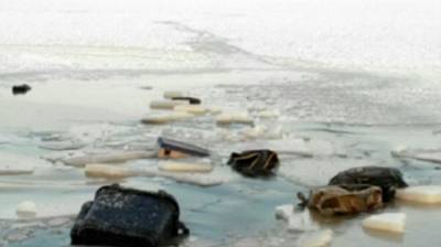 Провалившихся под лед рыбаков спасли на Красноярском водохранилище