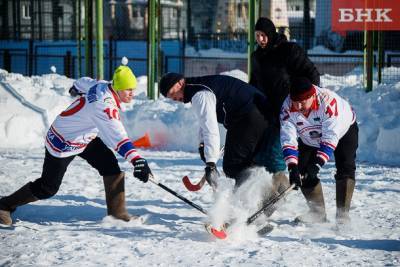 В Сыктывкаре выявили лучших хоккеистов в валенках