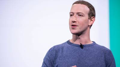 Цукерберг намерен использовать «слишком большую власть» Facebook на службе Байдену