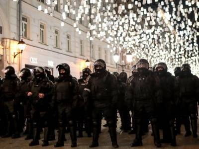 Протесты и задержания в России продолжаются: главное к утру 3 февраля