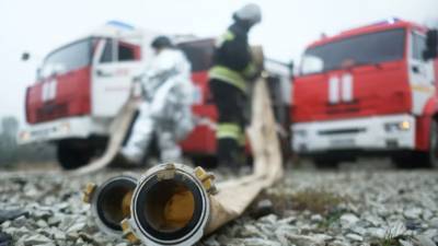 Площадь пожара на складе в Красноярске возросла до 3500 кв. метров