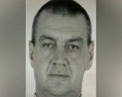 В Кузбассе разыскивают пропавшего 49-летнего мужчину в чёрном костюме