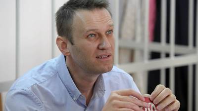 «Только репрессии и уловки»: политолог рассказал, чем опасен новый приговор Навальному