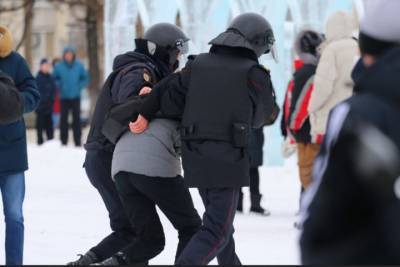 В суд Ижевска передали 34 материала на участников незаконного митинга