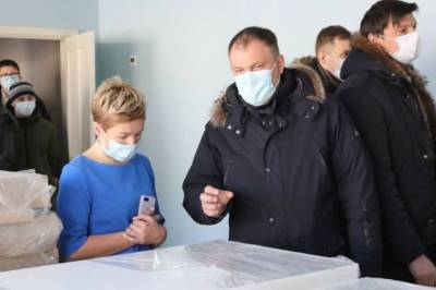 Мэр Кемерова показал ход строительных работ в новом детском саду на Южном