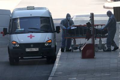 В России за сутки умерли 526 пациентов с коронавирусом