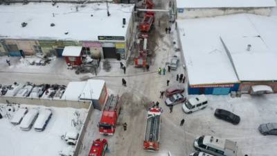 Трое пожарных погибли при тушении огня на складе в Красноярске
