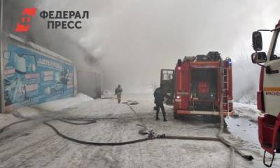 Выбросы от пожара на автоскладе заденут несколько районов Красноярска