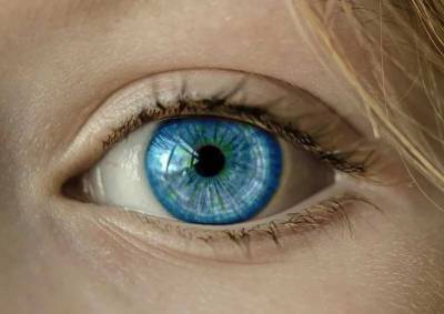 Офтальмолог Татьяна Шилова рассказала, чем опасны домашние капли для глаз