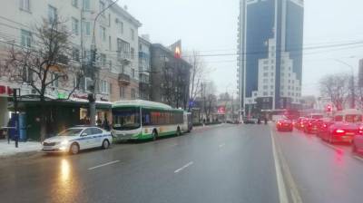 На Заставе в Воронеже столкнулись автобусы: два человека ранены
