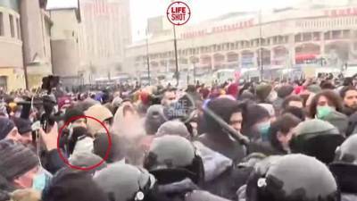В Москве задержали мужчину, распылившего газ в сотрудника Росгвардии на акции 31 января
