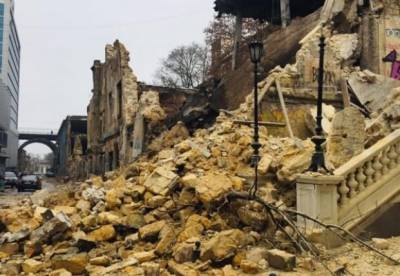 В Одессе обрушилось здание (фото)