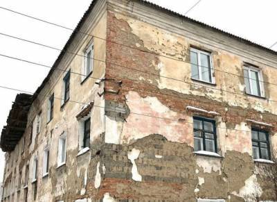 В Новокузнецке снесут жилой дом, у которого рухнула крыша