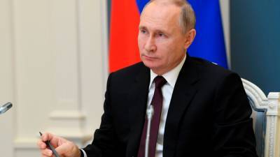 "Очень много желающих": Путин объявит, когда сделает прививку
