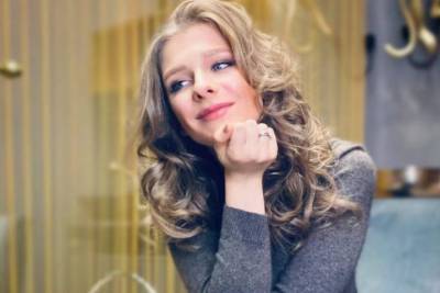 «Шикарная женщина»: внезапно повзрослевшая Лиза Арзамасова удивила подписчиков