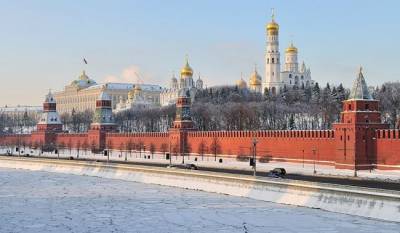 В Кремле отреагировали на закрытие трех украинских телеканалов