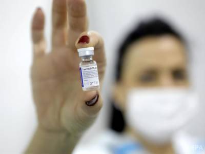 "Если не мы, то никто ее туда не поставит". Песков подтвердил, что в ОРДЛО будут поставляться вакцины РФ от COVID-19