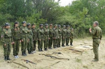 На Донбассе решили разобраться с виновными в привлечении детей в военный конфликт